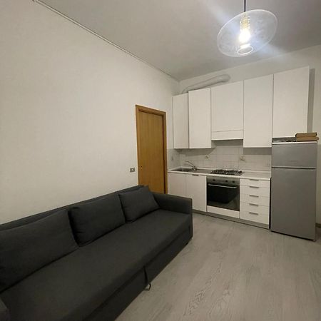 Lovely Apartment Near Centrale Milão Exterior foto